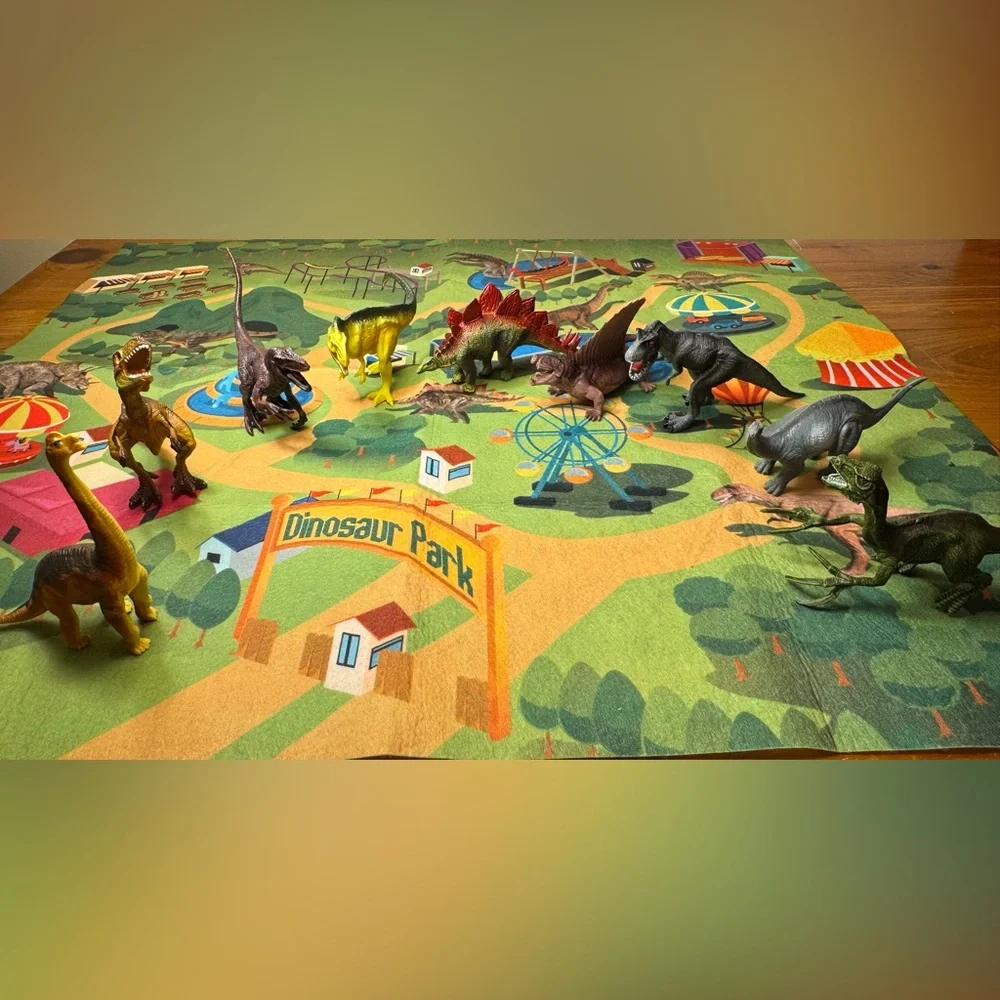 Dinosaur World Play Set- Mat and Dinos